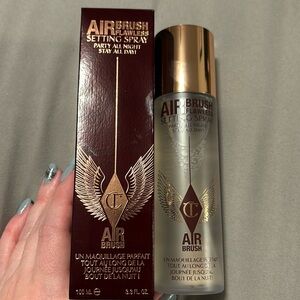 Charlotte Tilbury Flawless setting spray